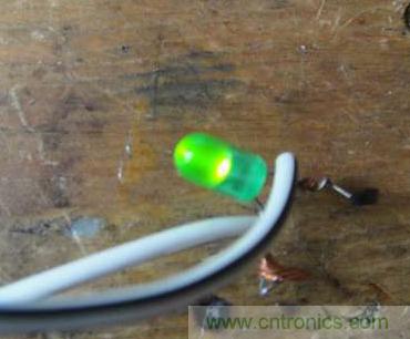 想減少電費嗎？DIY一個迷你風力發電機吧