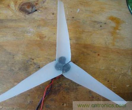 想減少電費嗎？DIY一個迷你風力發電機吧