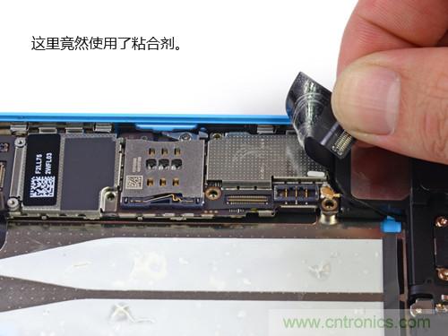 內部能否出&ldquo;彩&rdquo;？&ldquo;五彩機身&rdquo;iPhone 5C拆解揭秘