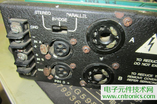 用料很給力！專業(yè)后級功放美國高峰FA1201拆解