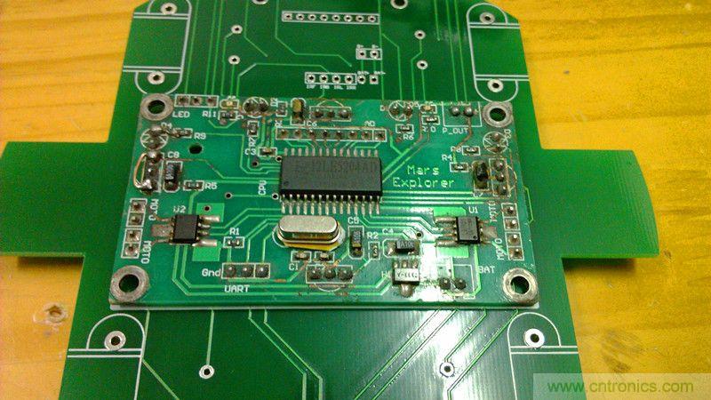 牛人力作！PCB版藍牙智能小車DIY