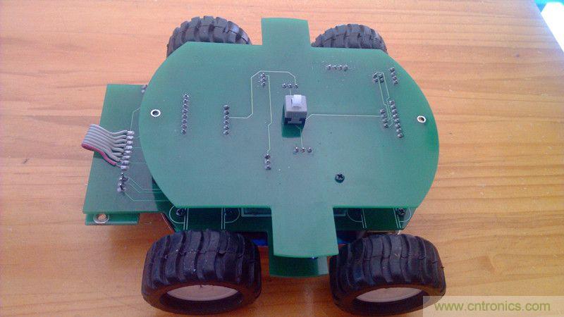牛人力作！PCB版藍牙智能小車DIY
