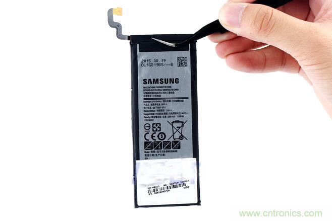 Galaxy Note5拆解，與S系列差距日漸模糊