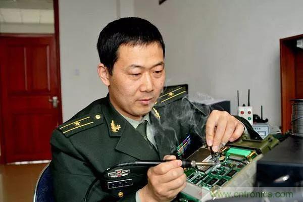若美國(guó)全面禁售芯片，中國(guó)武器裝備會(huì)不會(huì)癱瘓？看完此文你就懂了